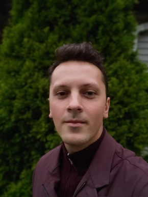 Dylan Glover Headshot