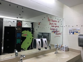 Registrar's Office Door Decoration Contest